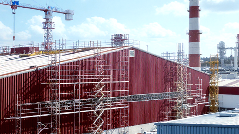 Покрівля і фасад під ключ для підприємств: плюси одного підрядника